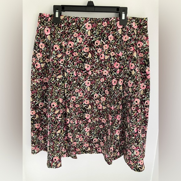 Christopher & Banks Womens A-Line Skirt, Size 8P, Floral, Pink, Green, Tan. - Picture 3 of 3